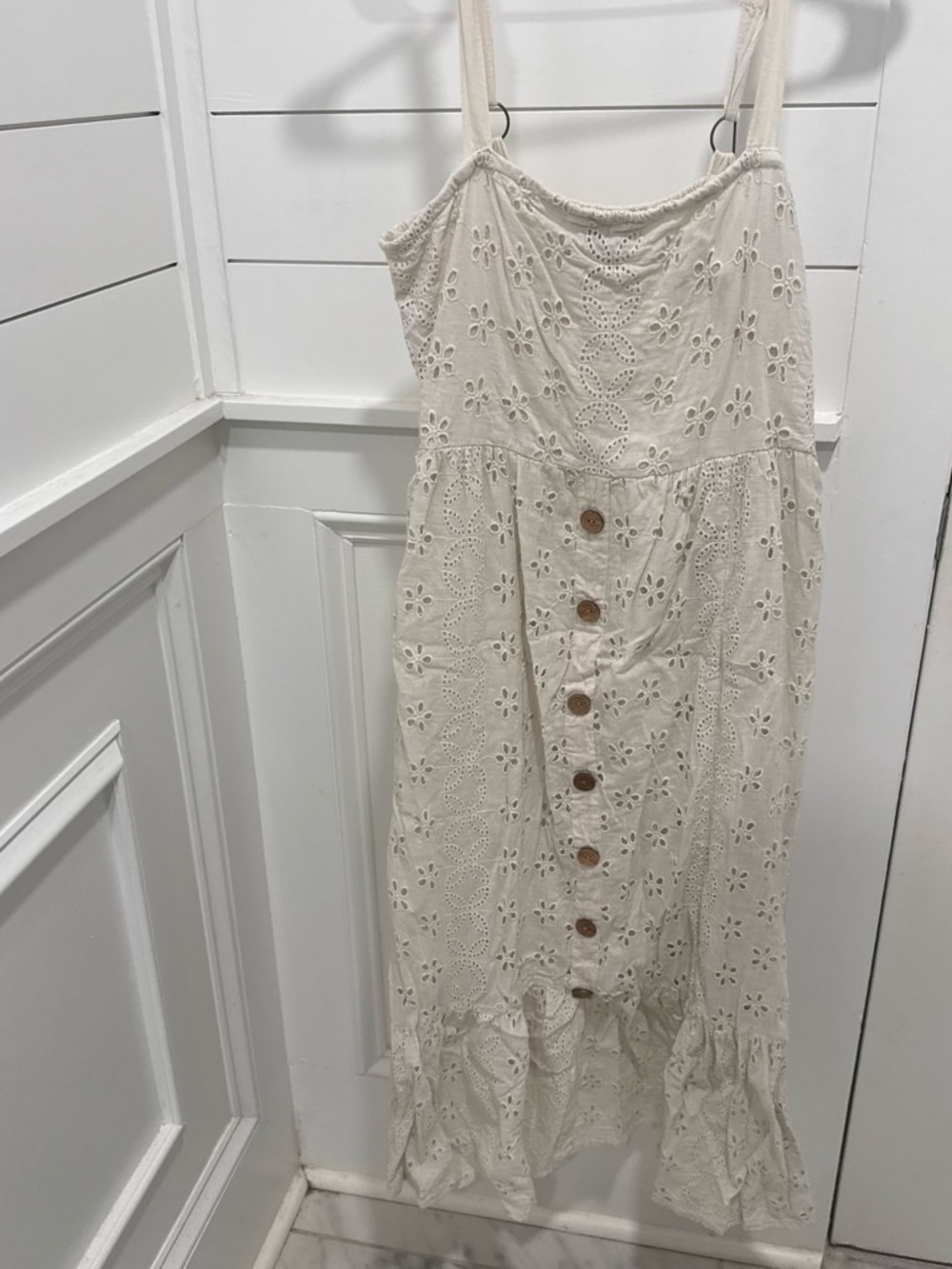 Source Unknown Cream Eyelet Button-Front Maxi Dress